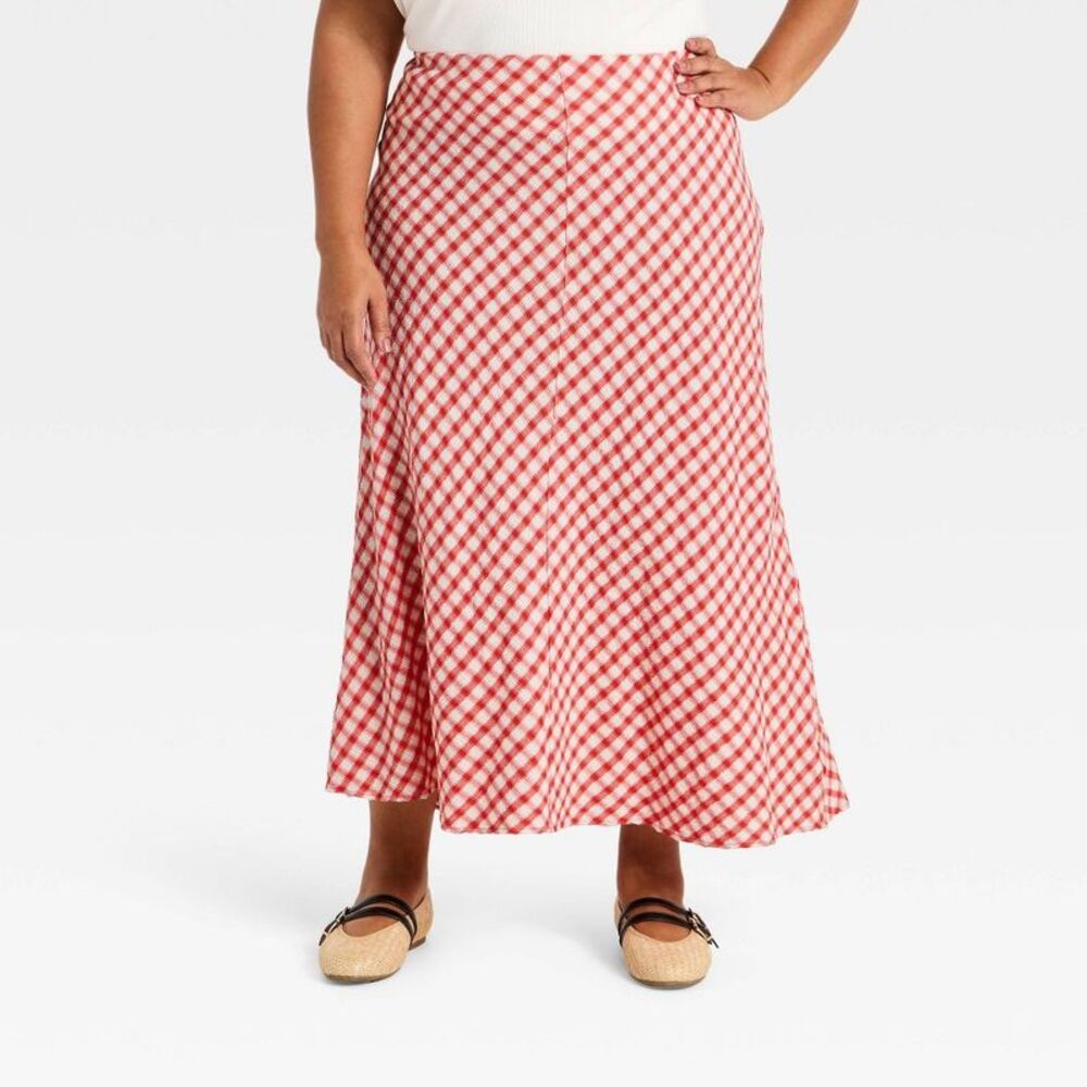 Universal Thread Red and White Gingham Skort